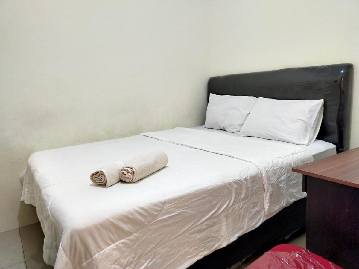 SPOT ON 2616 Pondok Danesti Syariah Makassar Bagian luar foto